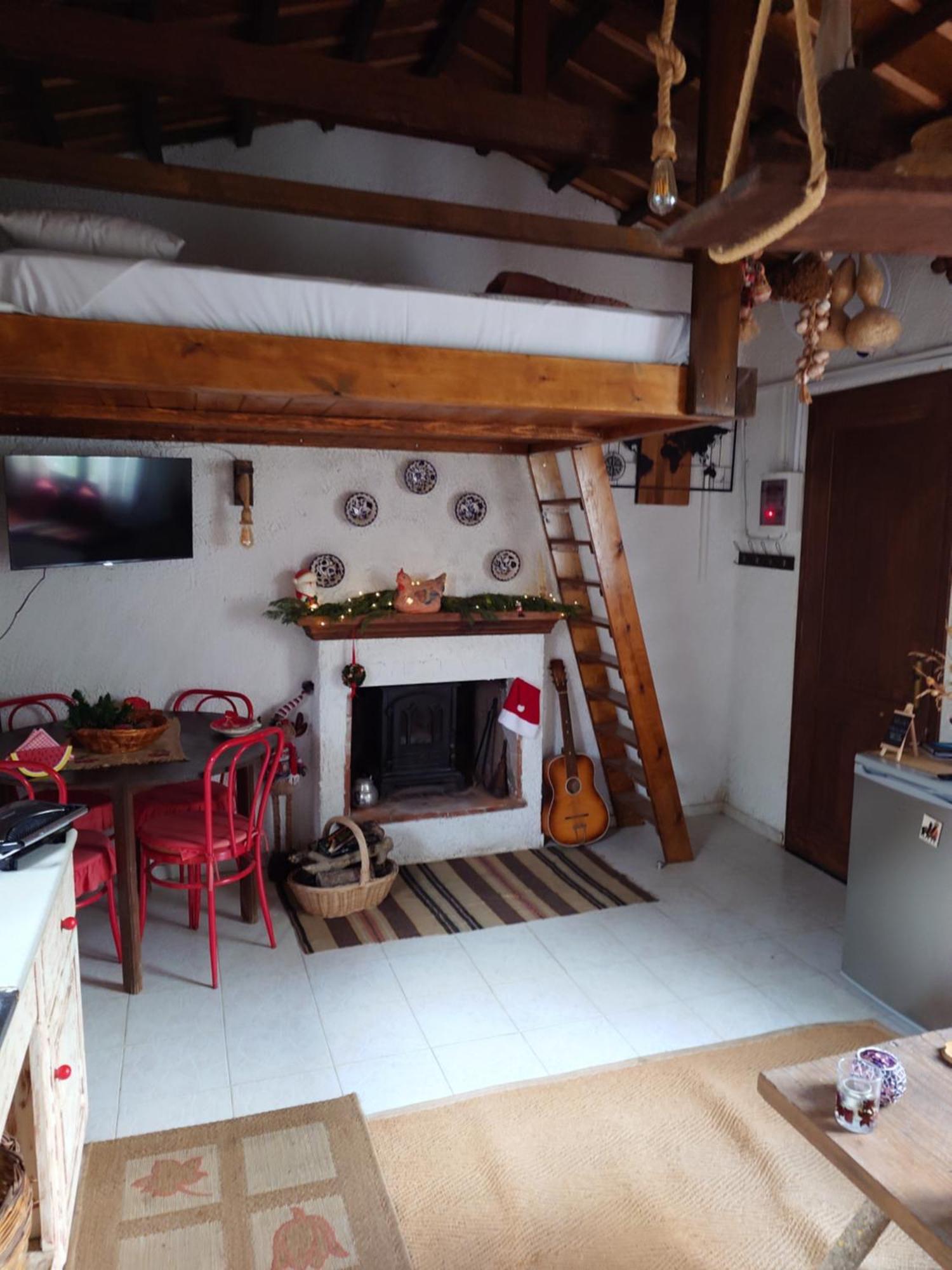 Sol'S Place Mytilíni 外观 照片